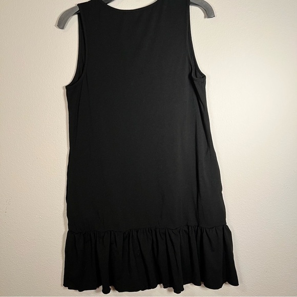 Black Sleeveless Button Front Ruffled Hem Sundress - Picture 4 of 12